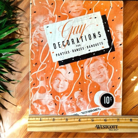 Vintage 1944 Dennison “Gay Decorations” Party Ideas Pamphlet – Retro Ephemera - Picture 11 of 13